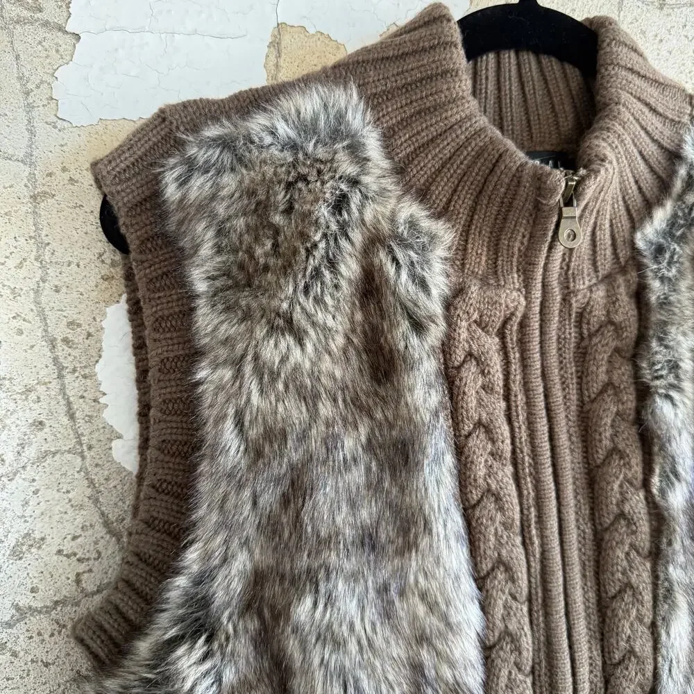 Faux Fur‎ Sweater Vest Tribal Womens M Cable Knit Mock Neck Cabincore Apres Ski - Picture 3 of 6